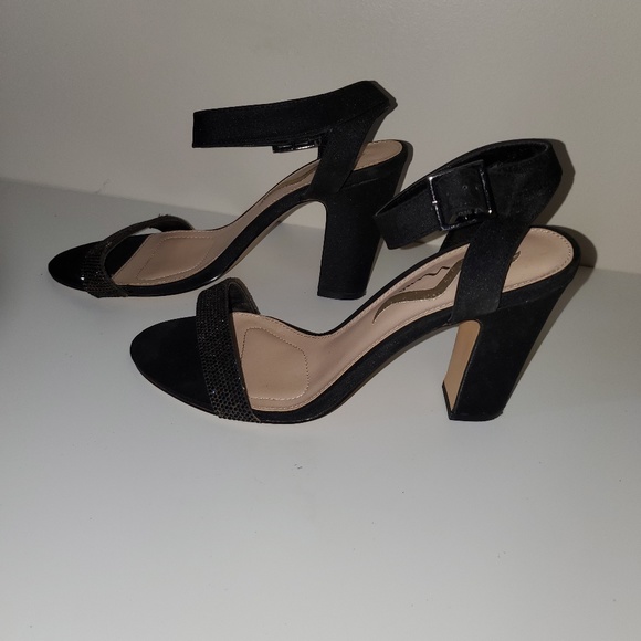 Nina Shoes - Nina black stacked heel dress sandal with embellished strap Size 9
